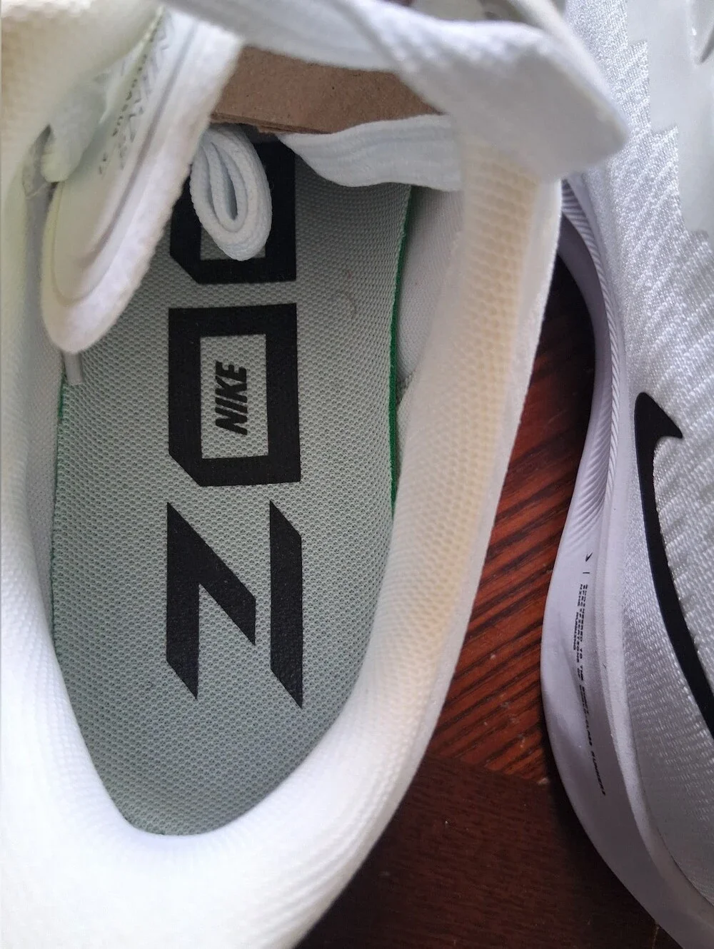 NWOB Nike Air Zoom Pegasus 37 White Running Shoes Athletic Sneakers US 11